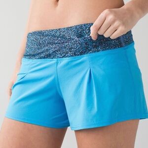 Lululemon Size 8 Free Flow Shorts 3” Kayak Blue Flashback Static Powder Pink